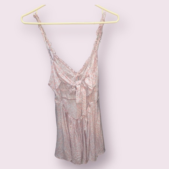 Jumpsuit/Romper Floral Design - Picture 2 of 2